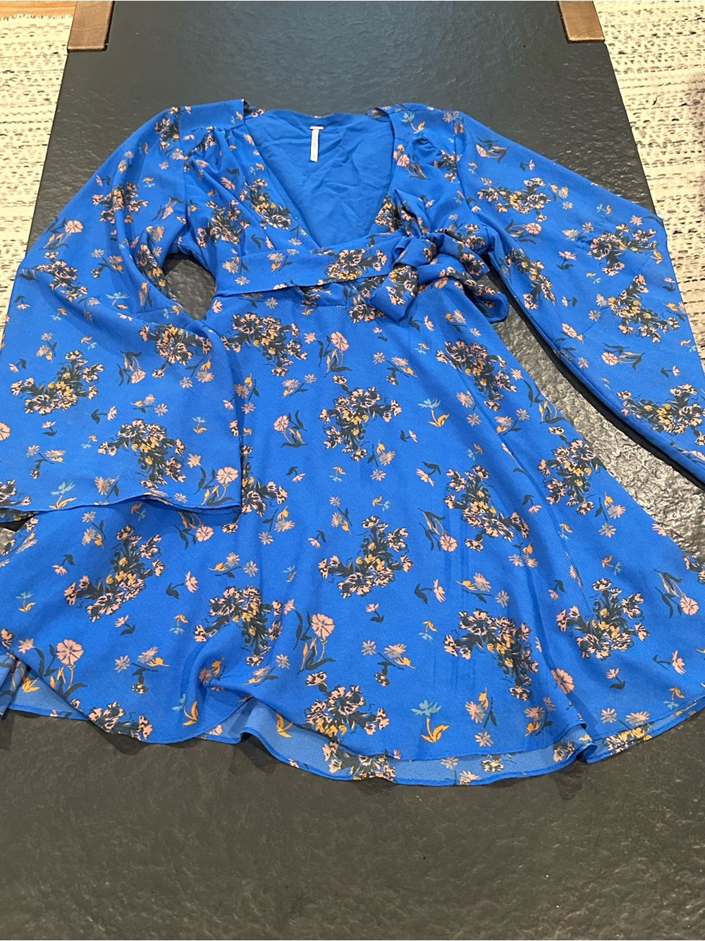 Free People Lilou Cobalt Blue Floral Flutter Belle Sleeve Chiffon Swing Dress - Picture 4 of 10